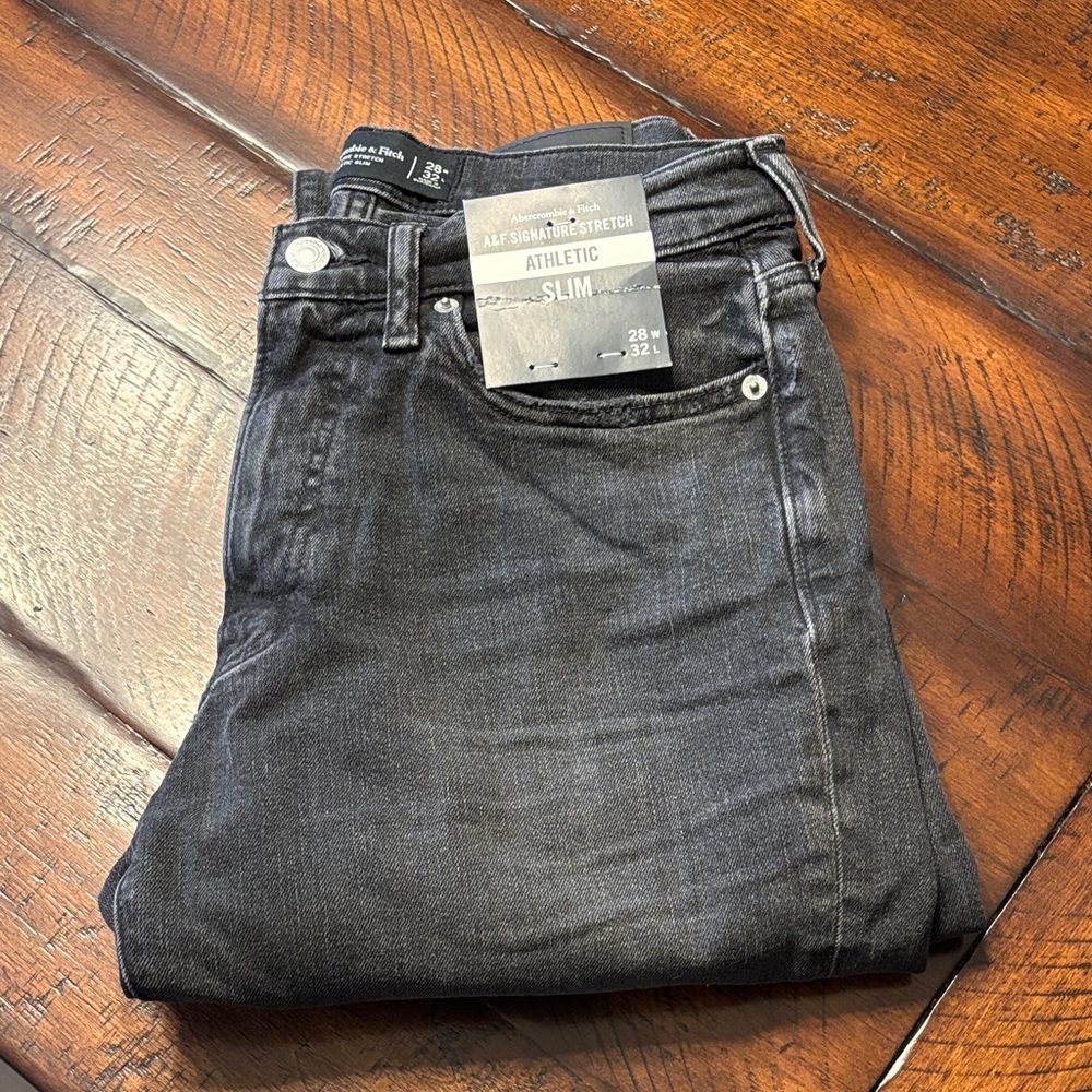 Abercrombie & Fitch black athletic slim jeans